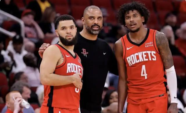 足球比分 球探预测-后场双枪34中7！火箭进攻贫瘠 被黑七已成必然？