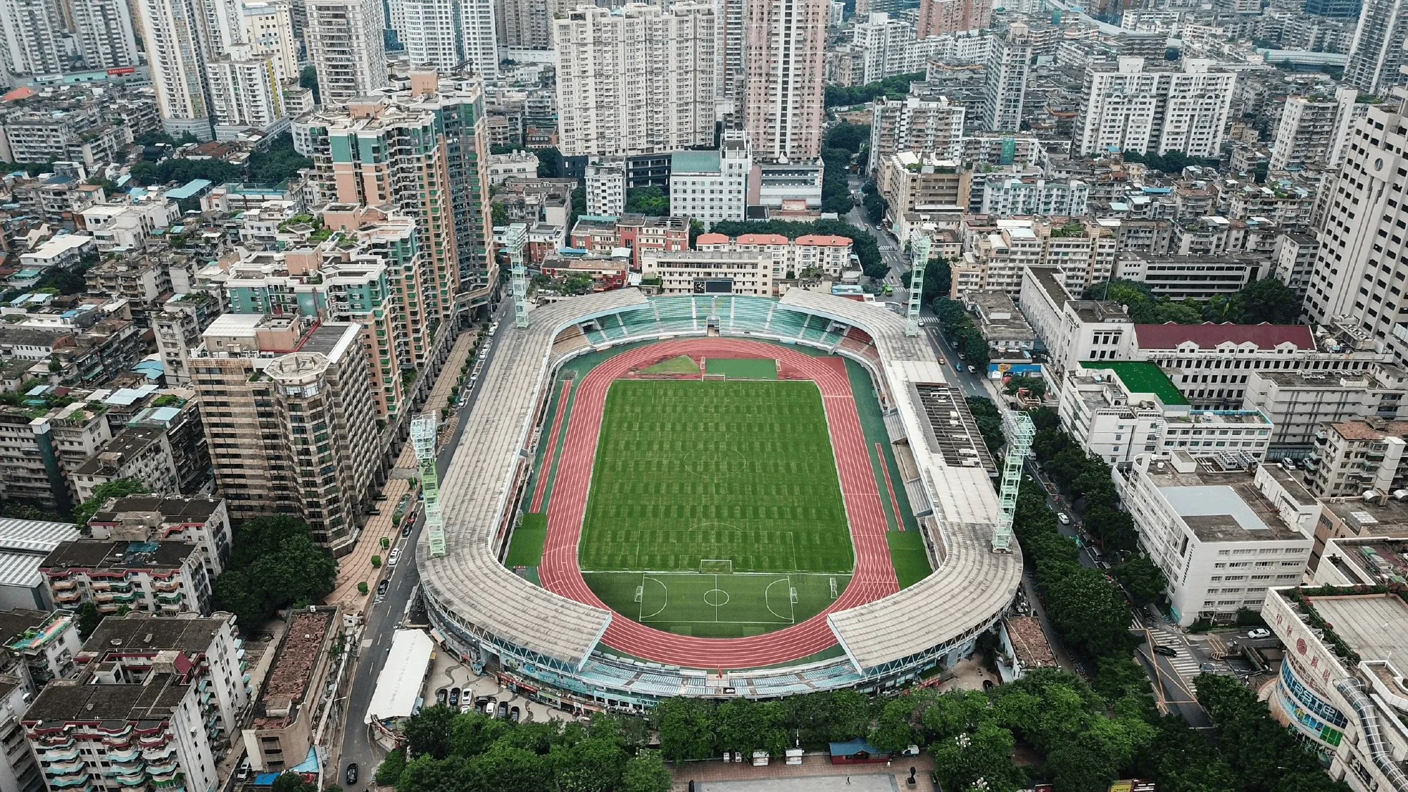 足球比分 球探预测-足球报：本赛季中甲及中乙联赛开幕式均将落户广州